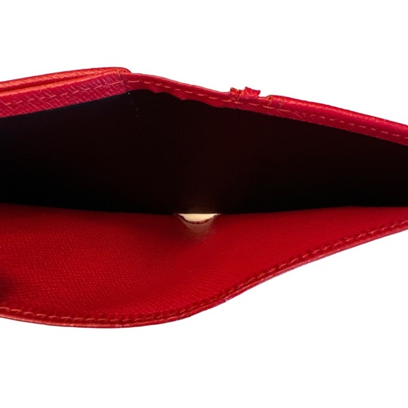 LOUIS VUITTON Epi Kisslock Wallet - Picture 4 of 11